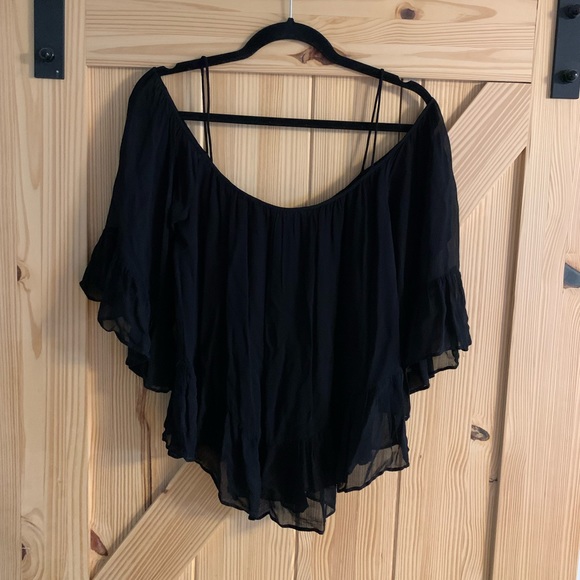 Off the shoulder flowy top - Picture 4 of 7